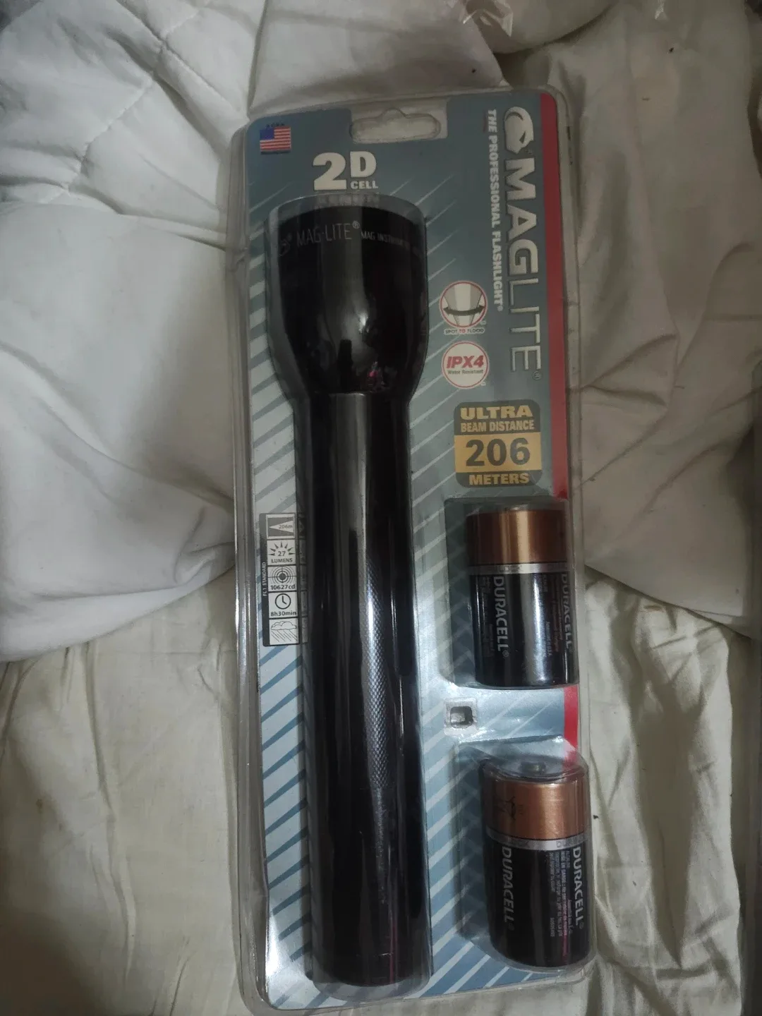 Maglite 2D Cell Flashlight - New in Package!