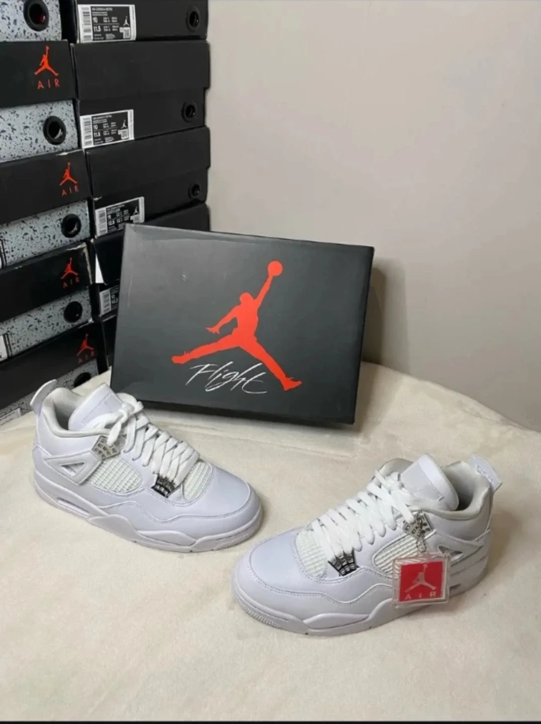 Jordan 4 Retro Sneakers image indicator(9)