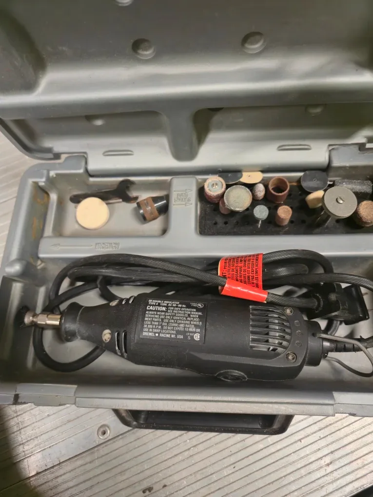 Black & Decker Heavy Duty Tool Box with Tools image indicator(5)