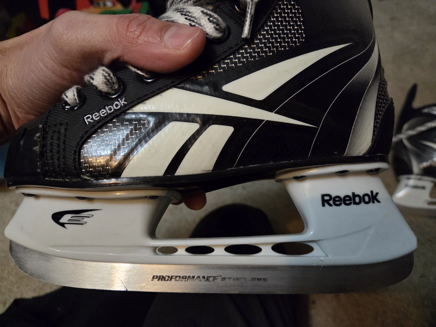Reebok kids Ice Skates - Size Y13 US - photo 2