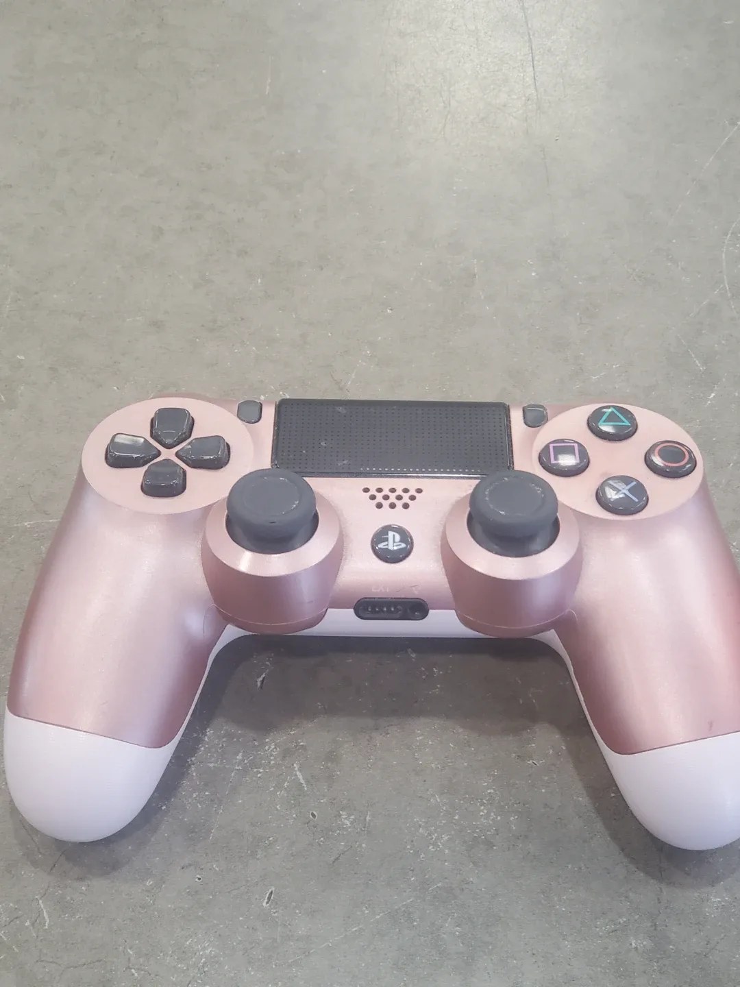 PlayStation 4 DualShock Controller - Rose Gold