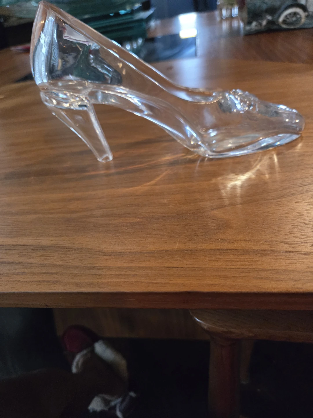 Neiman Marcus Clear Glass Shoe Figurine - photo 5