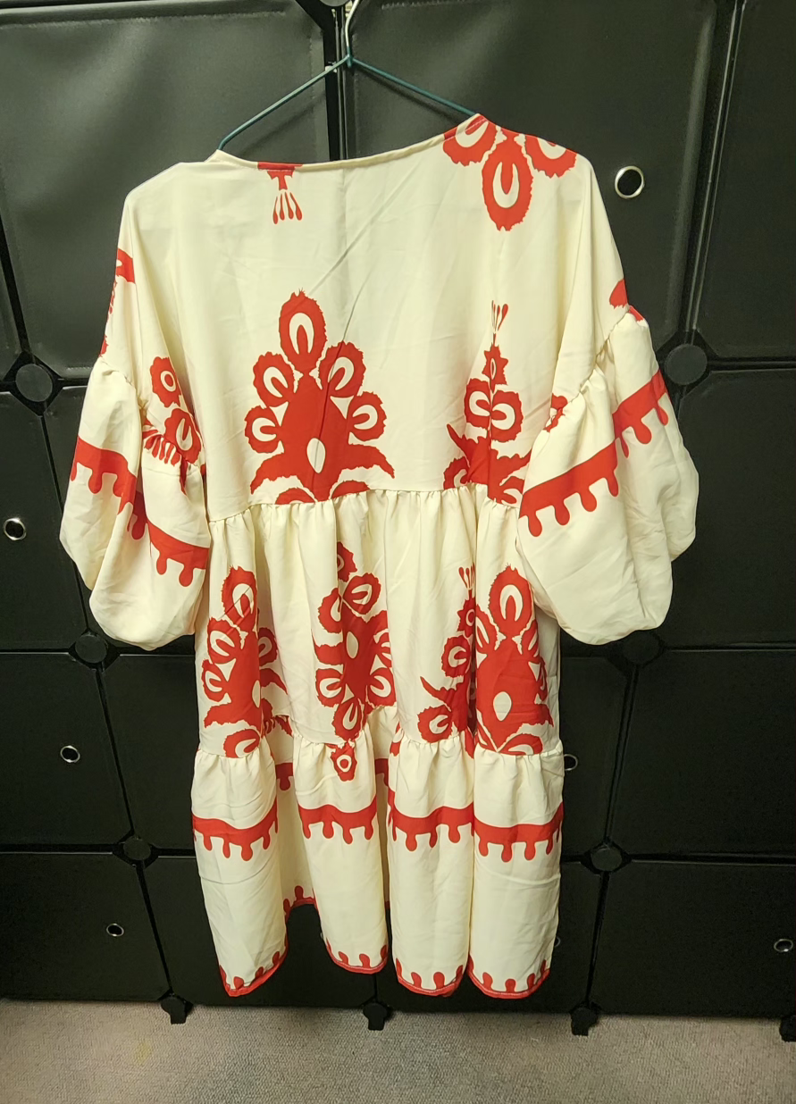 short Vneck dress (puff sleeves) - photo 2