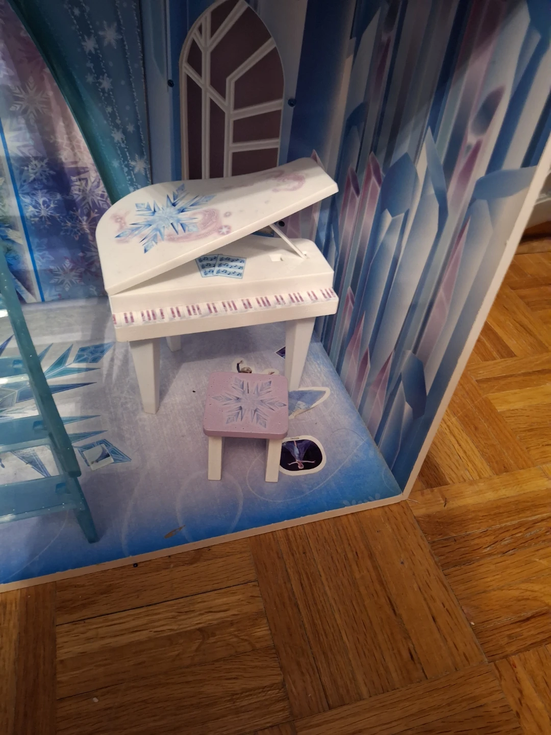 Disney Frozen Arendelle Castle Playset - photo 5