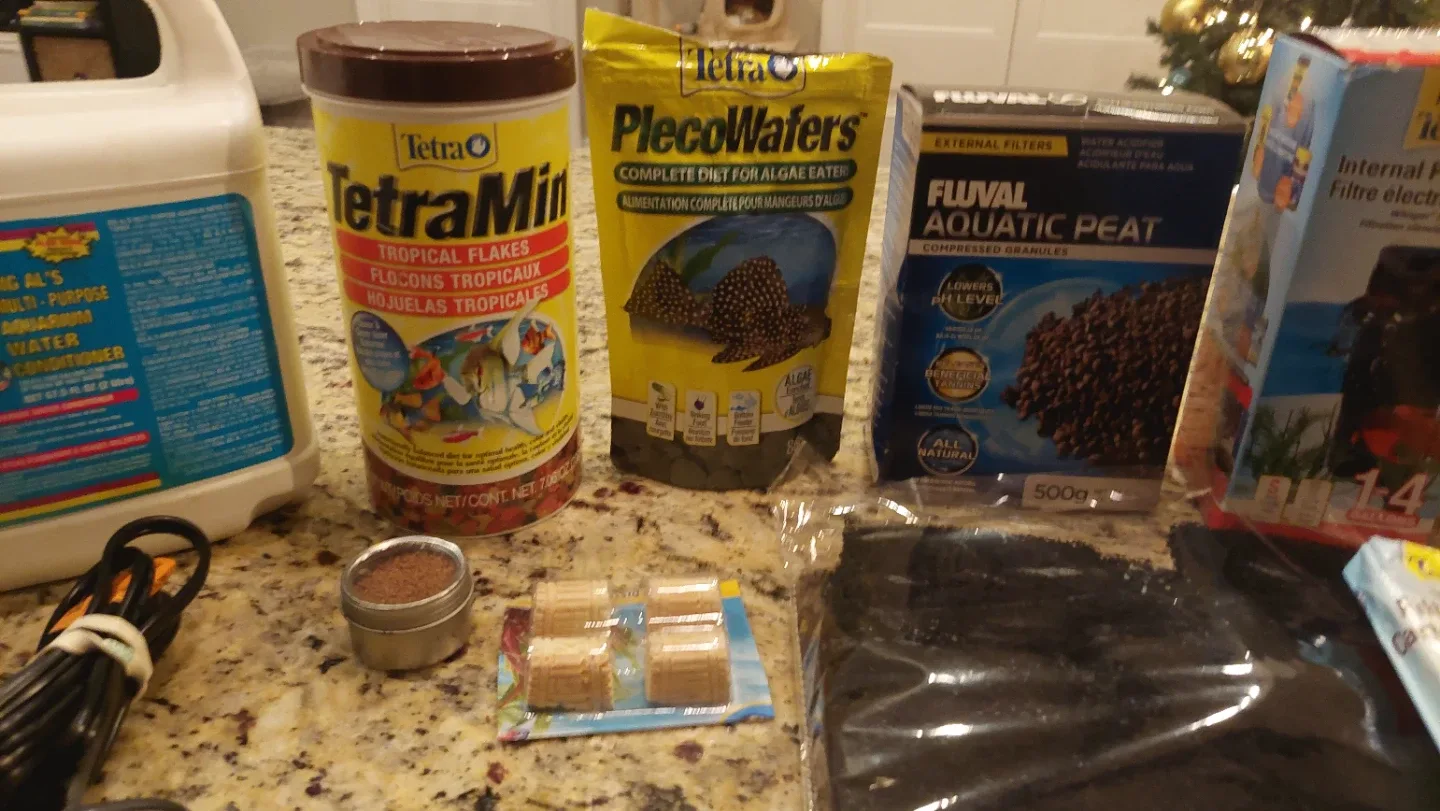 Aquarium Cleaner, Tetra Filter, Light & and Accessories image indicator(9)