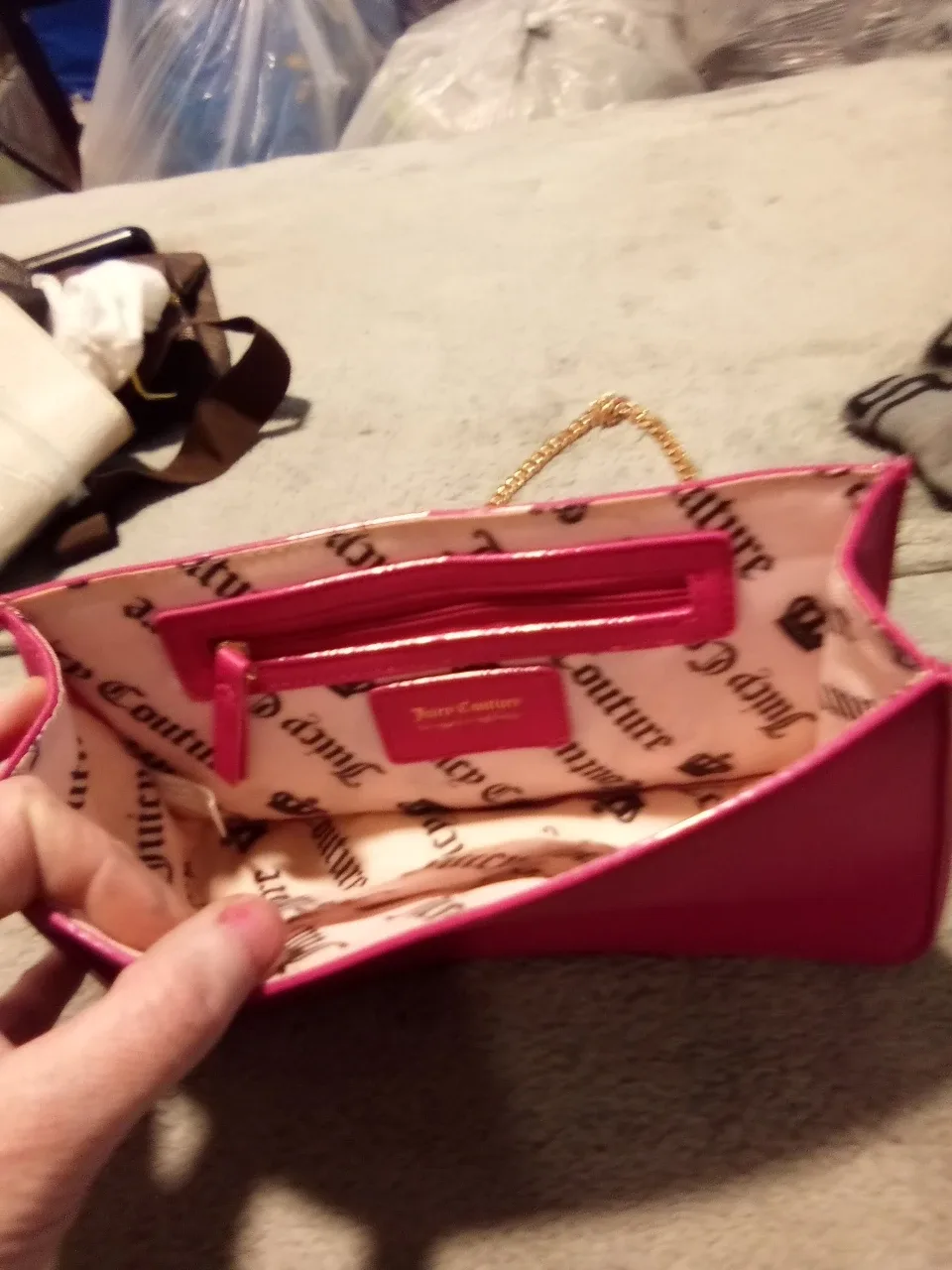 #CLEANOUT... *JUICY COUTURE PURSE* image indicator(6)