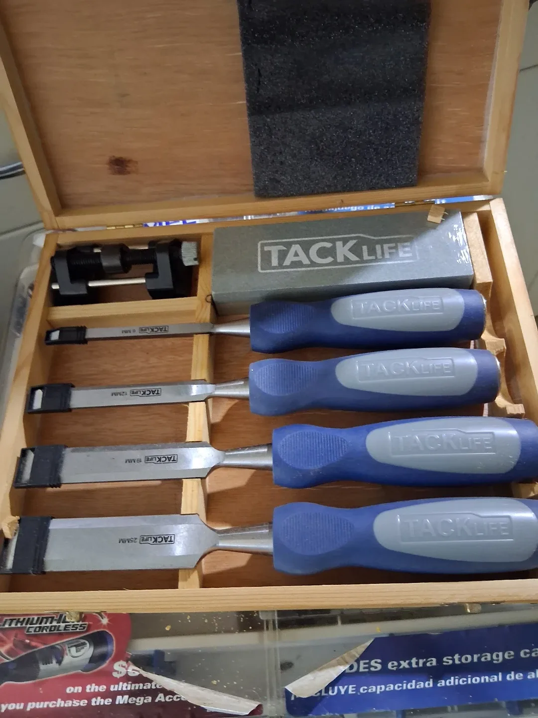 Tacklife Wood Chisel Set with Wooden Box