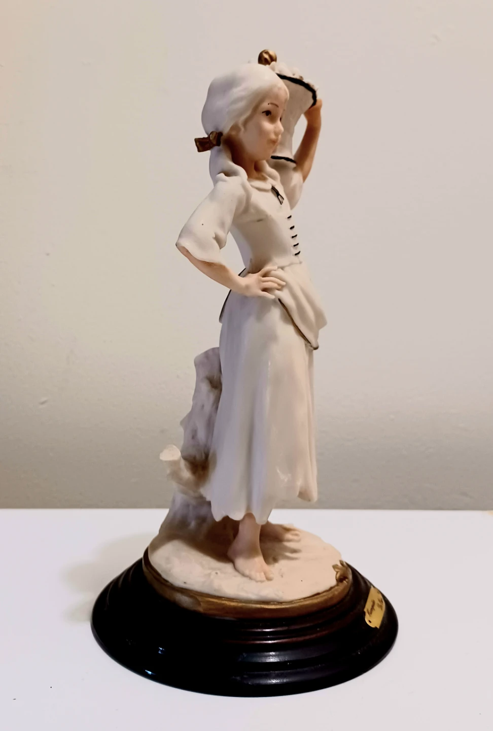 Unique Escaprine Le Carro Statue - photo 3