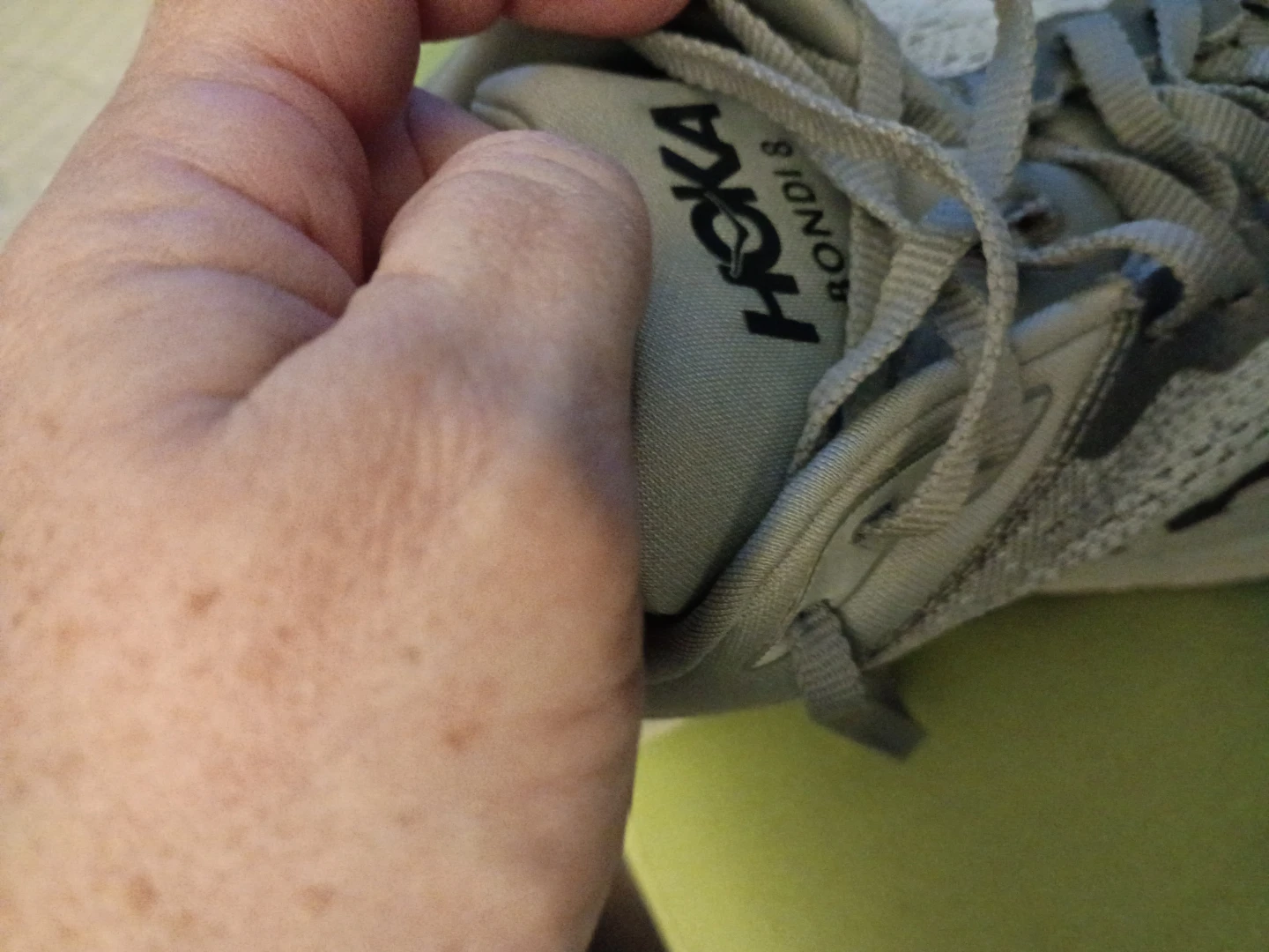 Hoka Bondi 8 Gray Running Shoes - US 9.5 E - photo 3