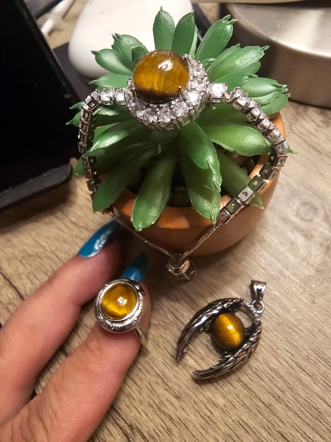 Tiger Eye Stone Jewellery Set