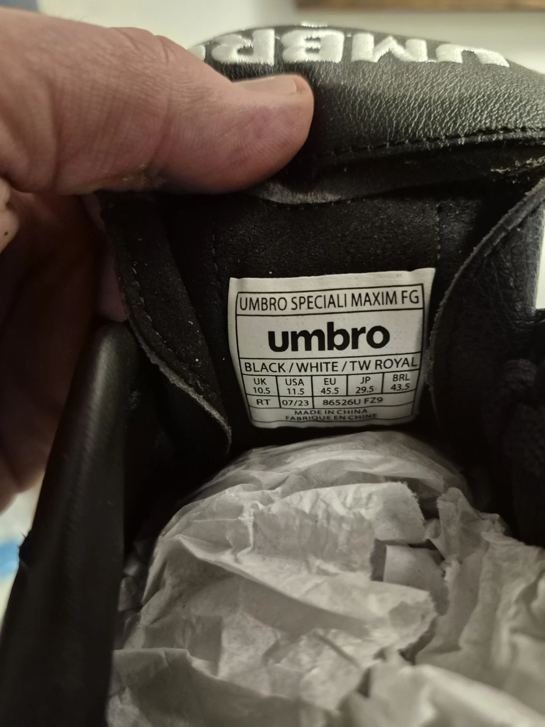 Umbro Speciali Maxim FG Soccer Cleats - US 10.5 - photo 4