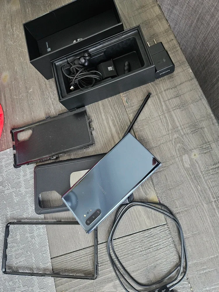 Samsung Galaxy Note 10+ 256GB w/ Box & Accessories image indicator(4)