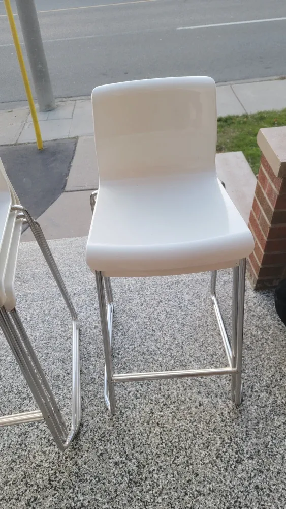White Bar Stools with Chrome Legs set of 4 image indicator(2)
