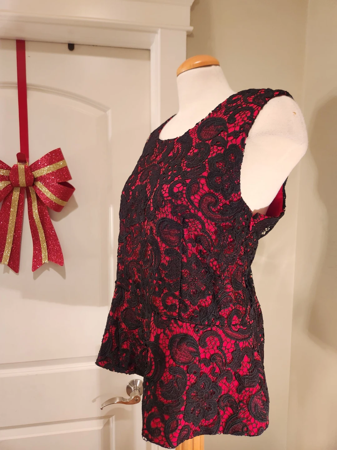 NESS OVERLAY Red & Black Lace Peplum Top - photo 2