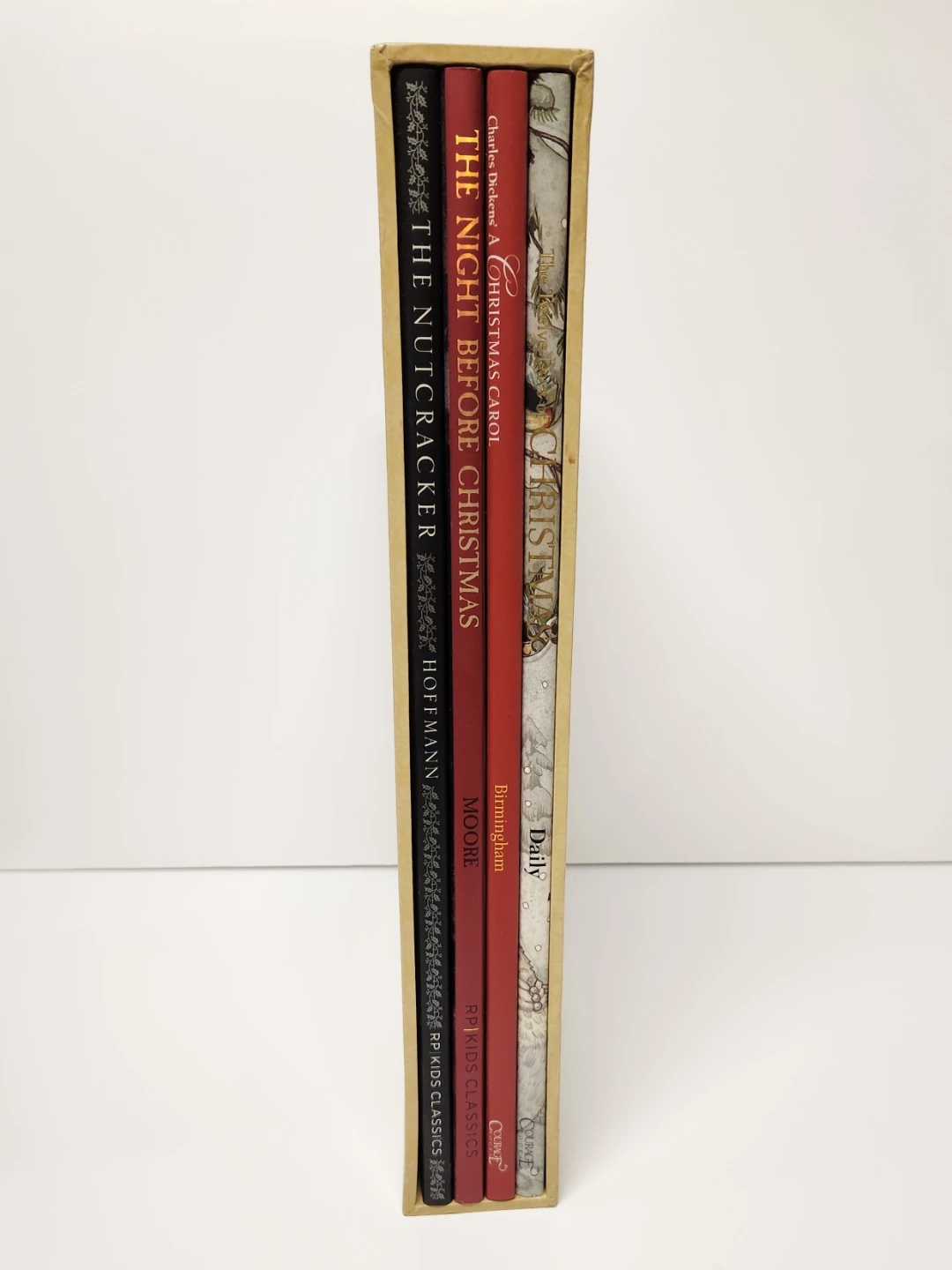 Christmas Classics Book Set - New Condition! - photo 4