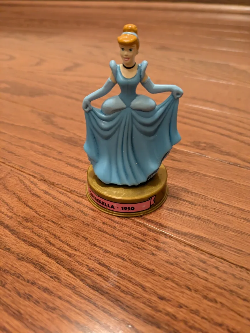 Disney Cinderella Figurine - 1950 #cleanout