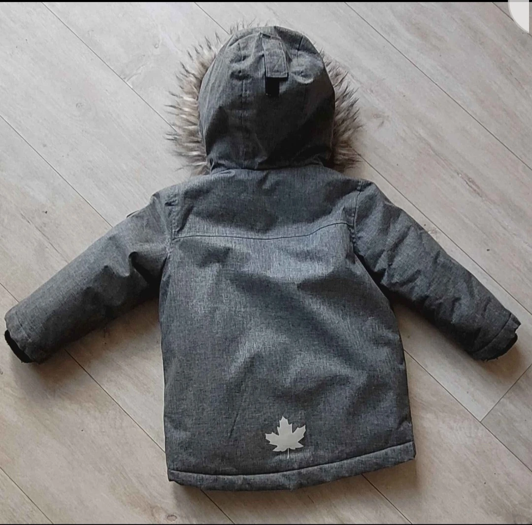 Children's Canadiana Winter Jacket Size 3T - photo 4