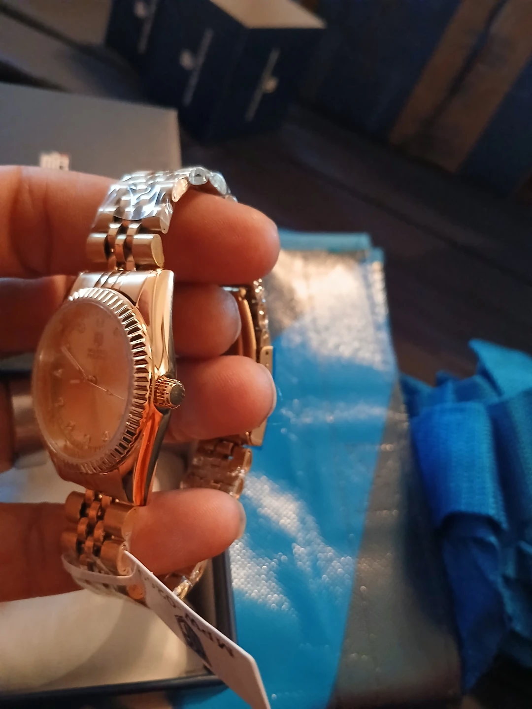 Montres Prestige Gold Watch with Box - photo 3