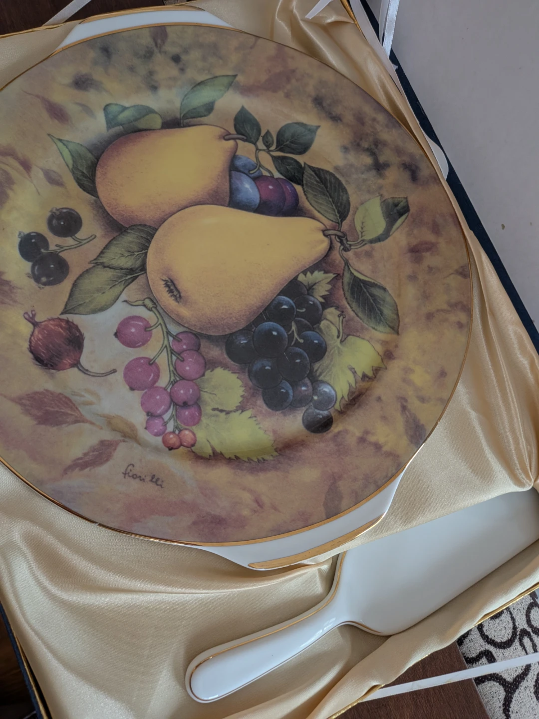 Casa Elite Gift Collection Cake Plate with Server