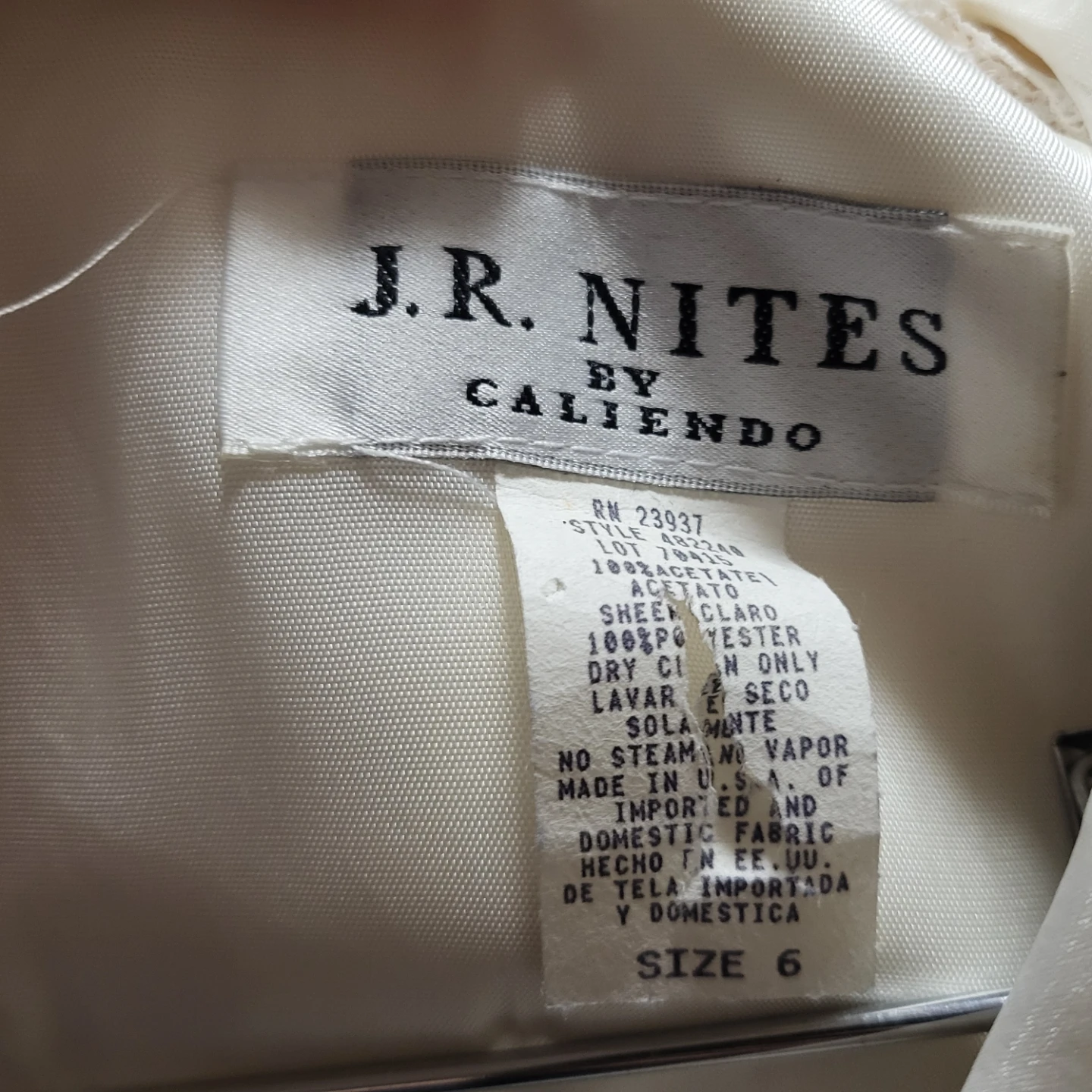 J.R. Nites Ivory Jacket - Size 6 - photo 3
