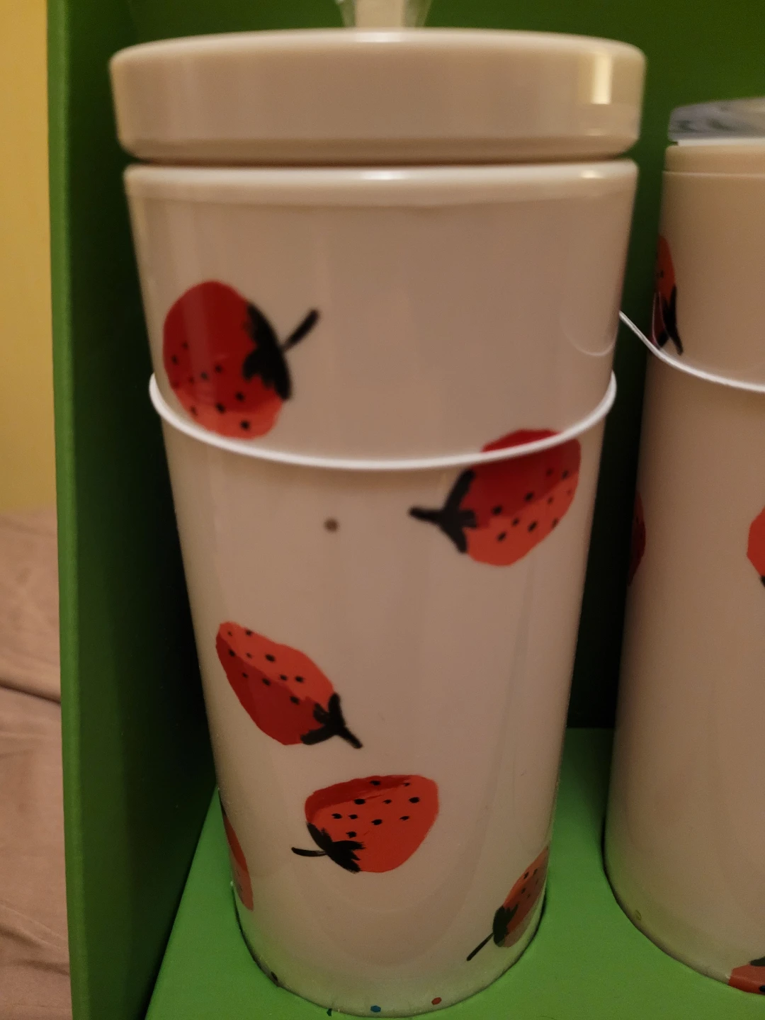 **Brand New** Kate Spade Strawberry Tumblers - photo 3