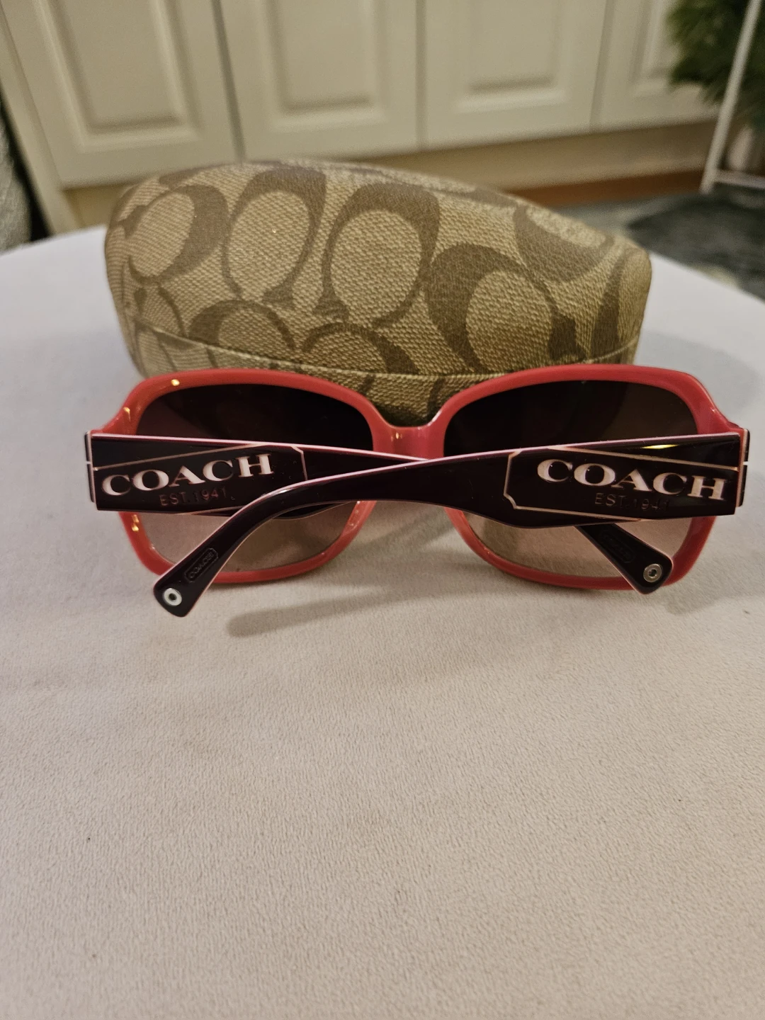 Coach Sunglasses with Case - photo 3