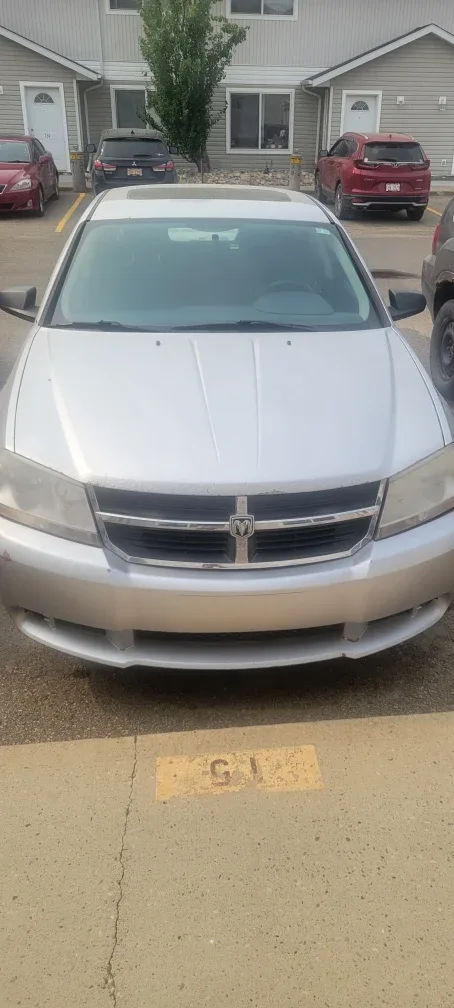 Dodge Avenger Sedan - Silver