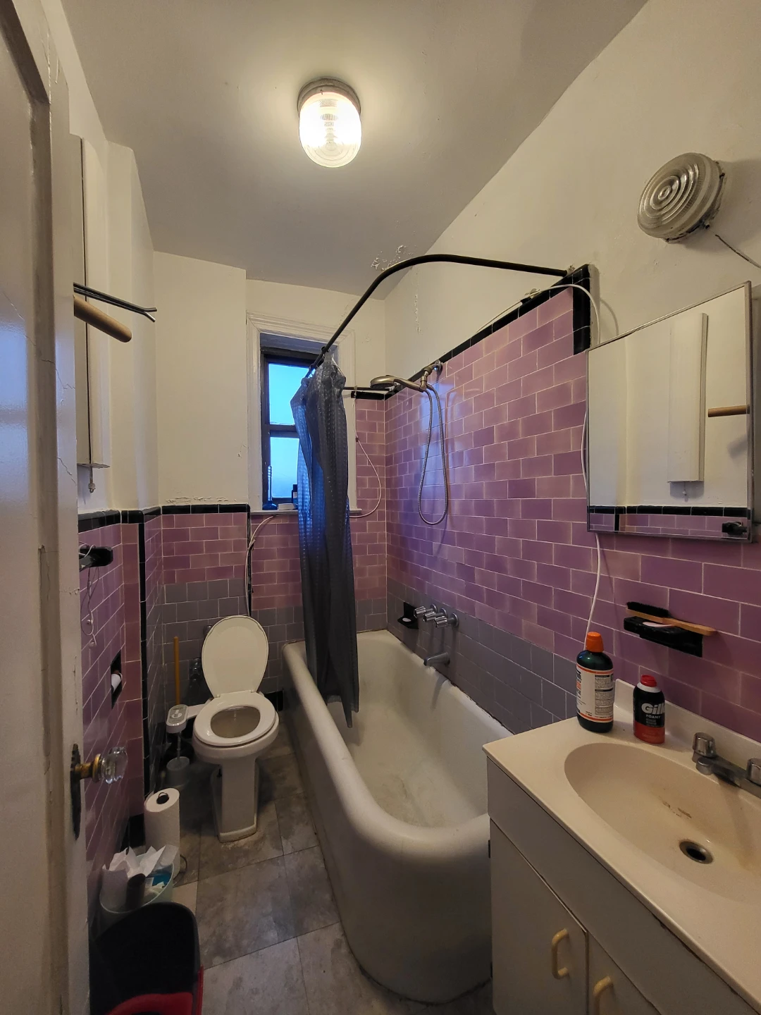 Ocean Parkway & avenue P room for rent $975 - photo 2