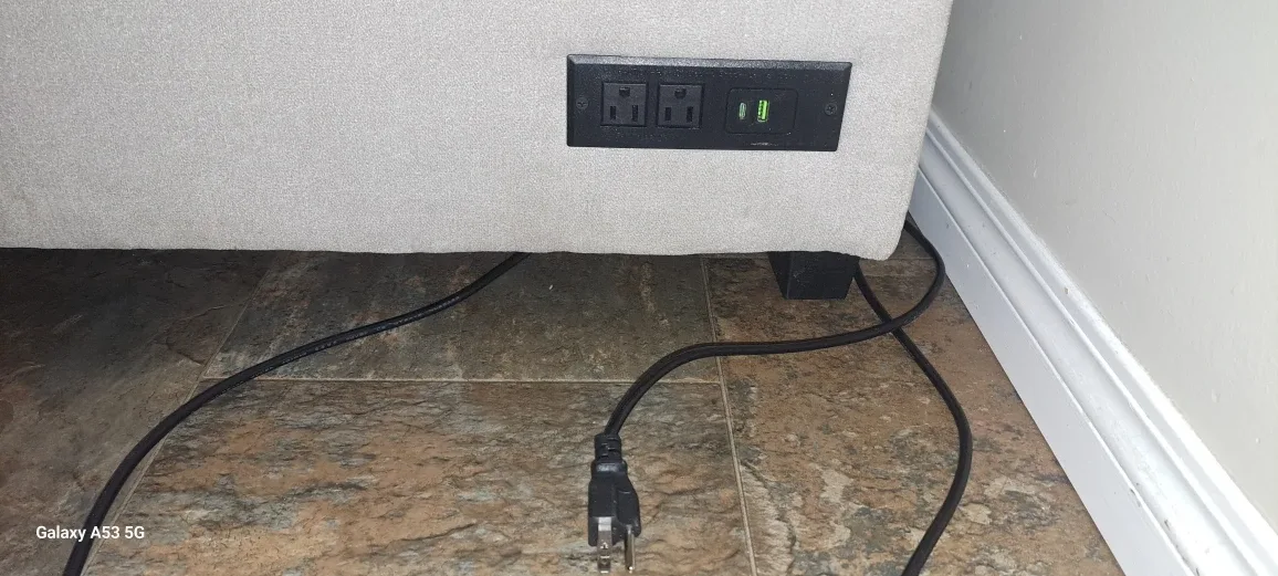 Beige Sectional Sofa with Ottoman image indicator(2)