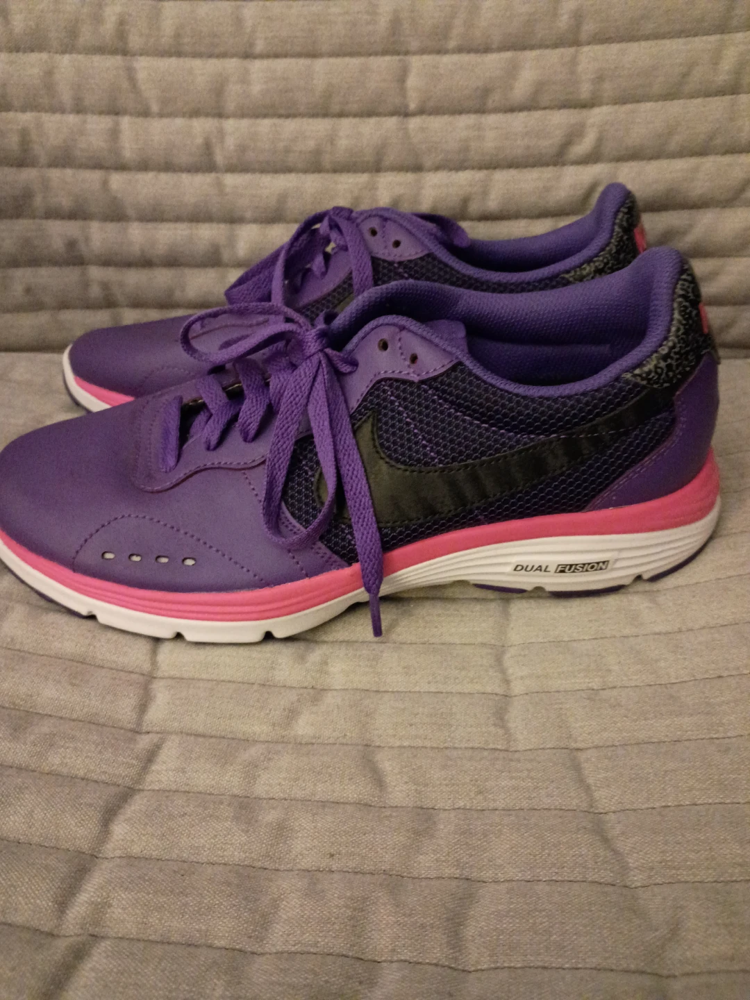Nike Dual Fusion Purple Sneakers - photo 4