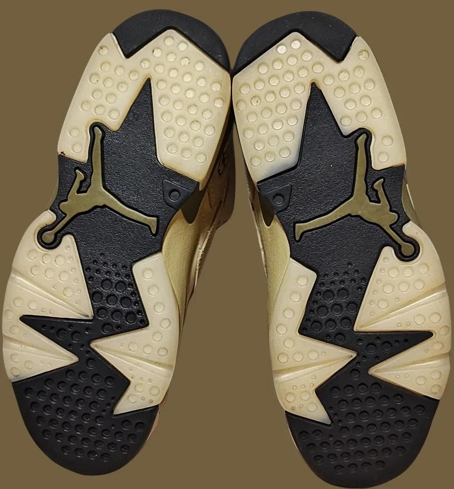 *LIKE NEW* 6.5 US — Air Jordan Jumpman MVP [TEAM GOLD] image indicator(6)
