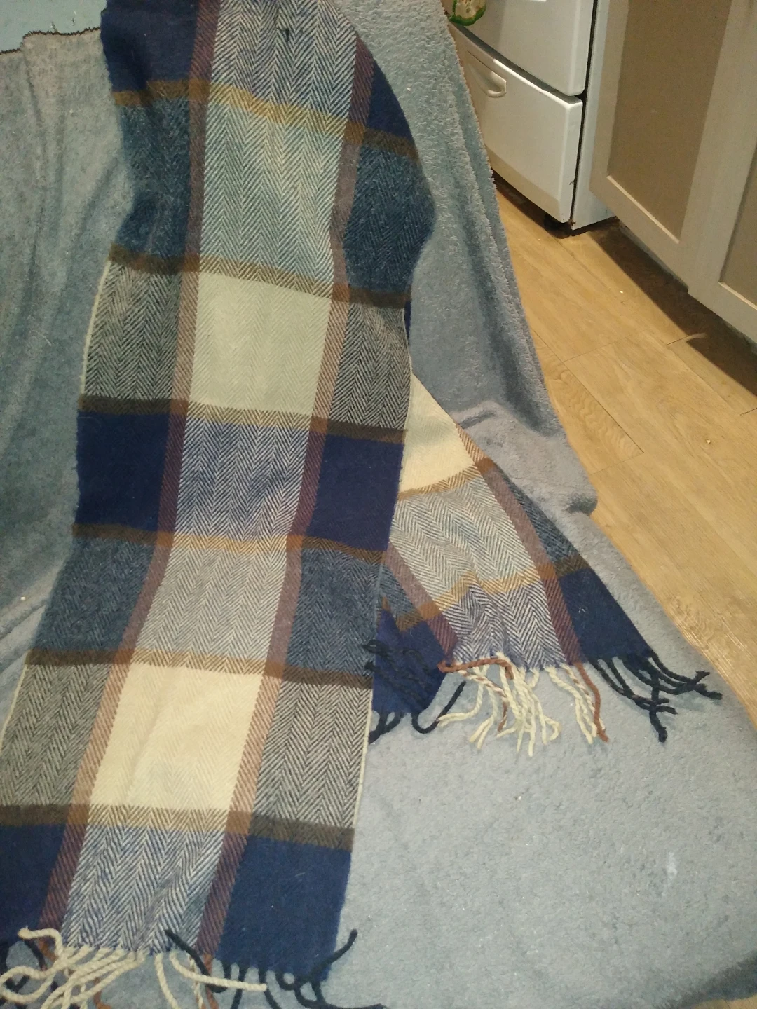 Tommy Hilfiger cashmere scarf