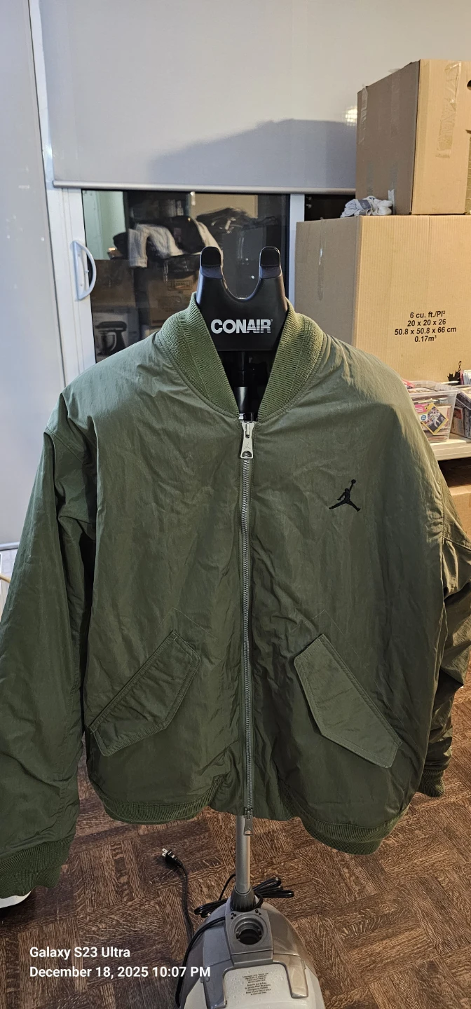 Jordan Bomber Jacket XL Olive Green