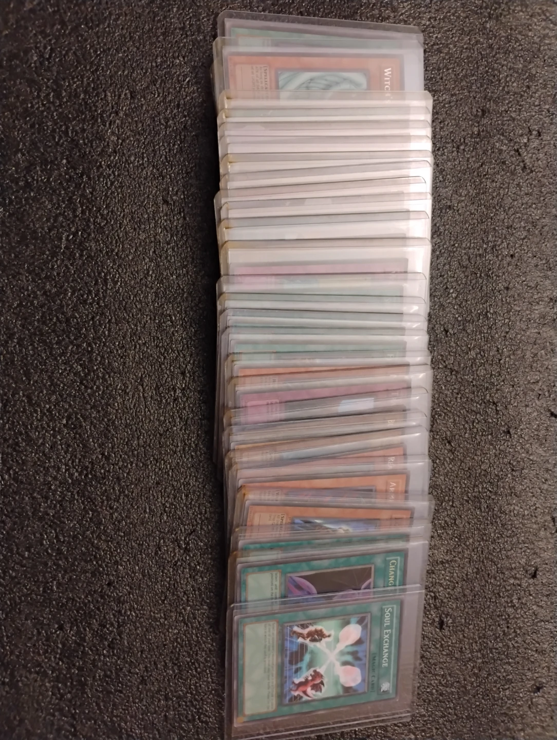 Yu-Gi-Oh! Trading Cards Lot
