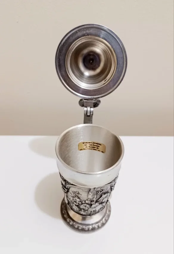 Vtg.Unique Pewter German Beer Stein image indicator(4)