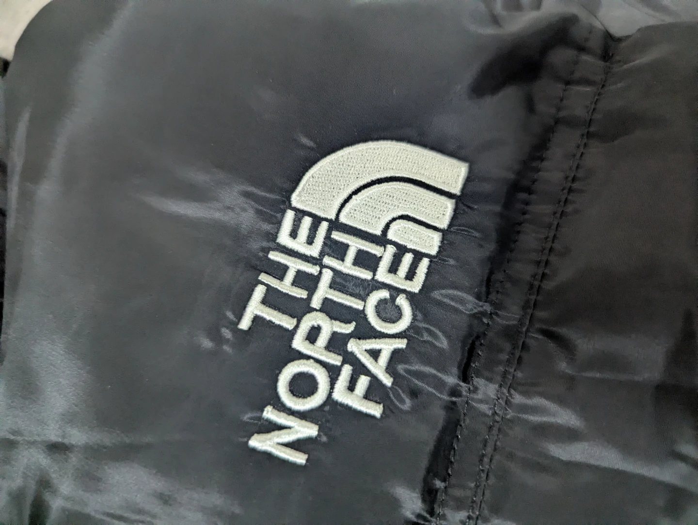 The North Face 700 Puffer Vest - Black - photo 2
