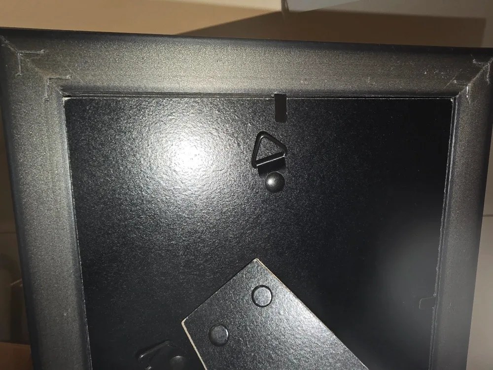 Offers: A New Frame + Drawing. image indicator(4)