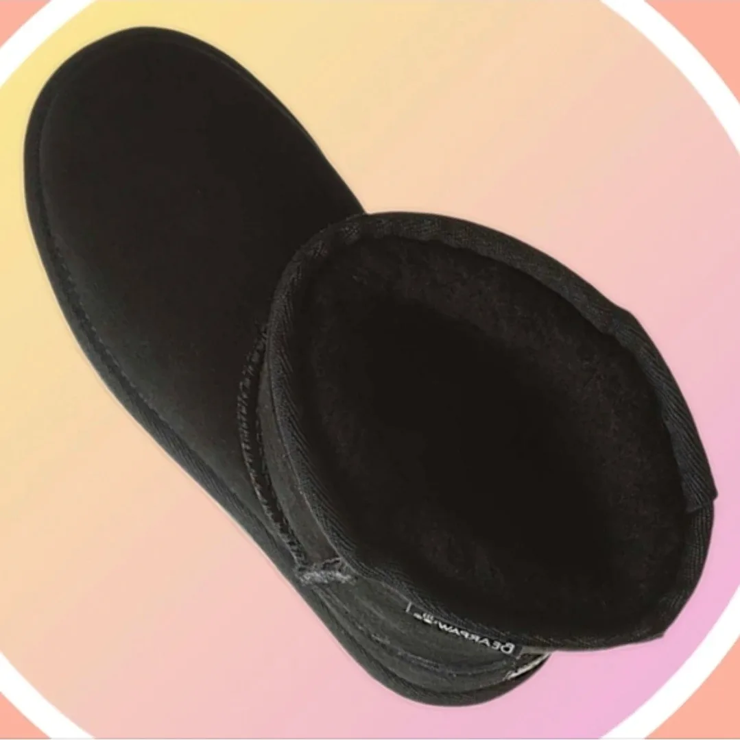 #Cleanout NIB Bearpaw Emma Short Size 10 image indicator(4)