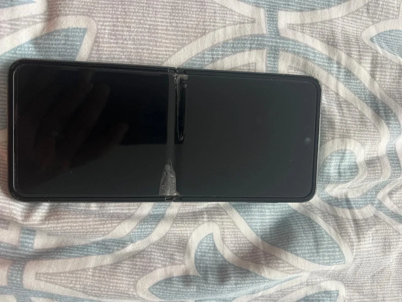 Samsung Galaxy Z Flip3 5G Green image indicator(4)