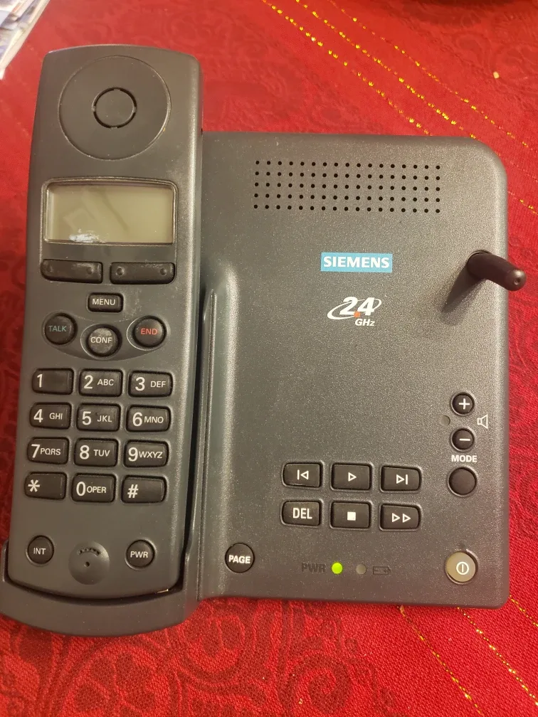 Siemens 2.4 GHz Cordless Phone