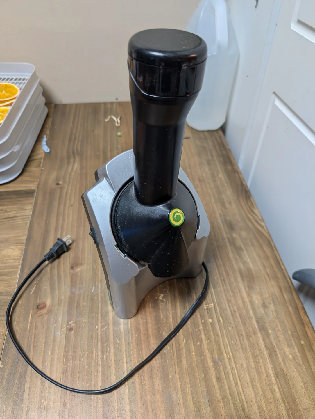 Yonanas Frozen Treat Maker