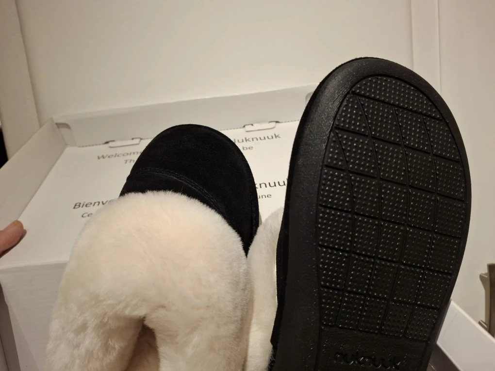 Nuknuuk Slippers - Black, Size 7 - photo 4