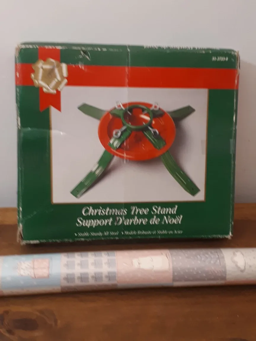 Christmas Tree Stand - Stable, Sturdy All Steel