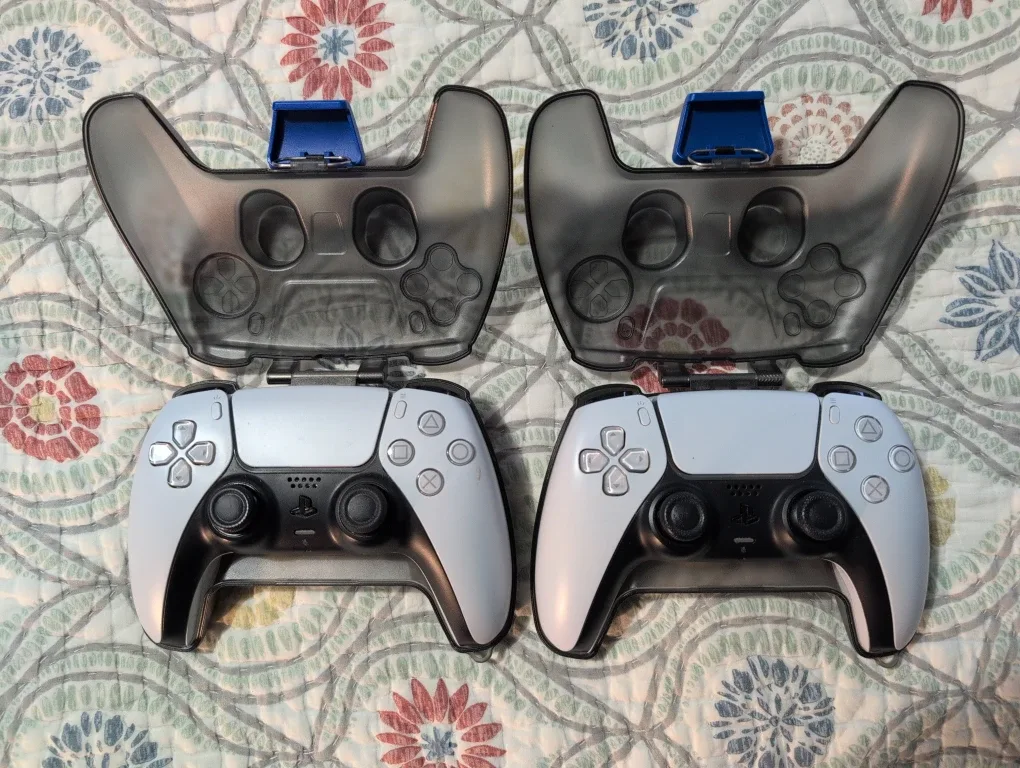 PS5 Controller with case