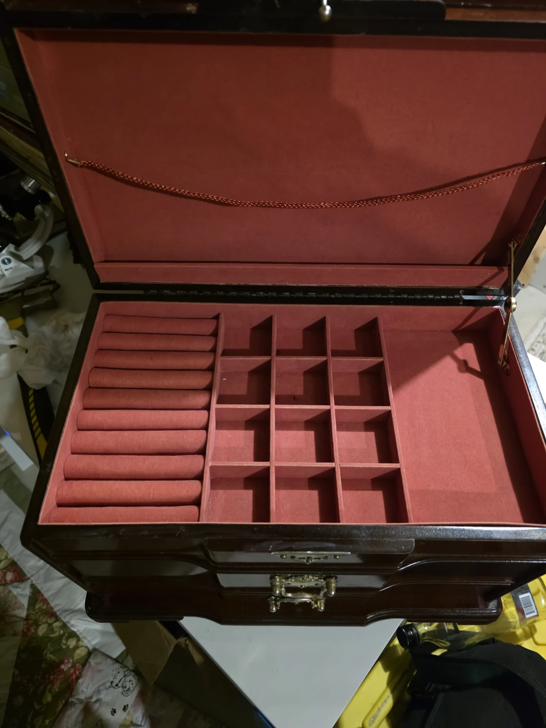 Wooden Jewellery Box with Drawers - photo 5