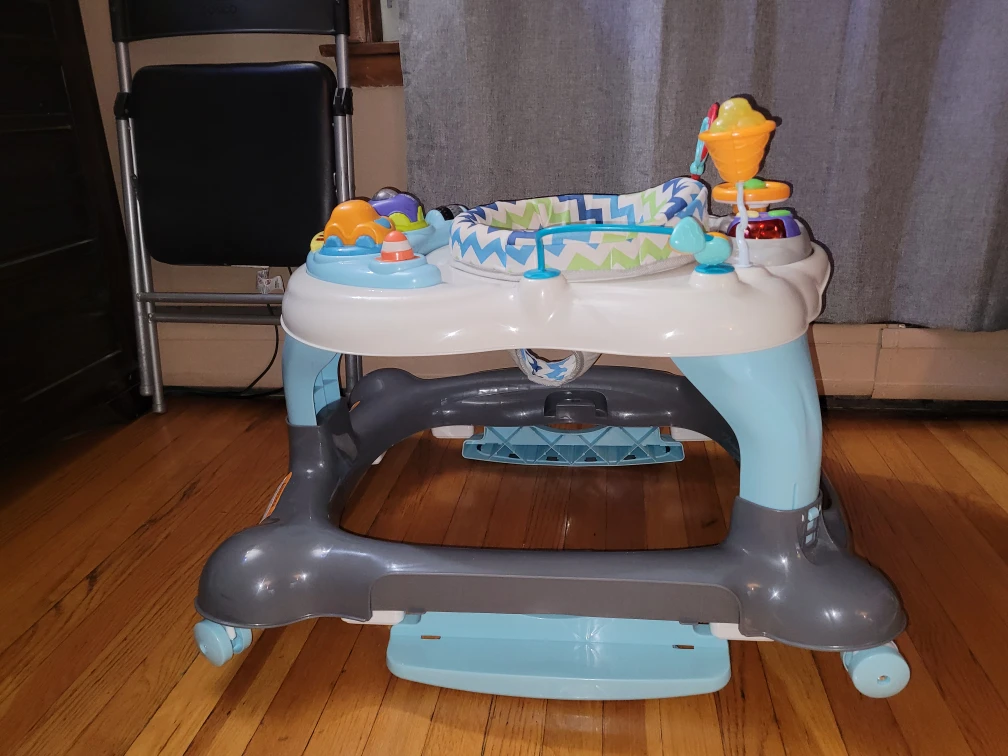 Baby Walker with Activity Center - photo 2
