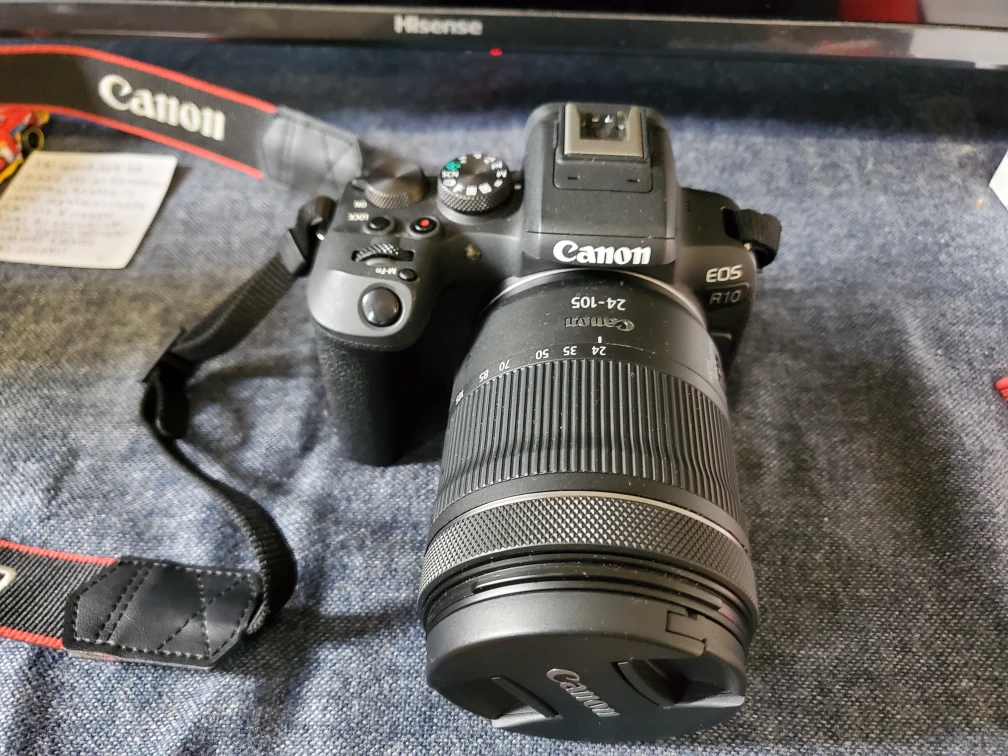 Canon EOS R10 Camera with 24-105mm Lens - photo 2