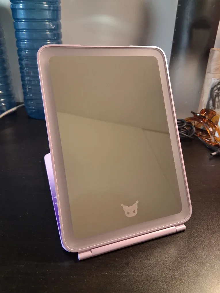 Miniso Kuromi LED folding mirror image indicator(4)