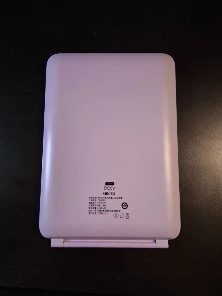 Miniso Kuromi LED folding mirror image indicator(6)