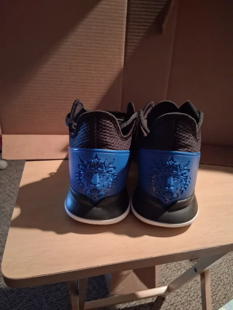 Nike LeBron Witness 7 Basketball Shoes image indicator(2)